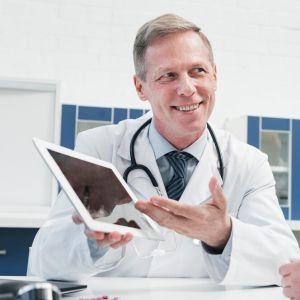 Ligadura Elástica ou Cirurgia a Laser? Qual o melhor tratamento?